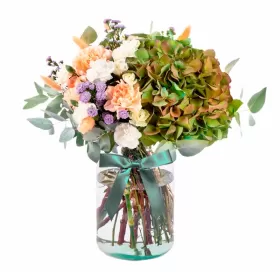 Florero con flores Rústicas con 2 Hortensias Eucalipto más flores mix Florero con flores Rústicas con 2 Hortensias Eucalipto más flores mix