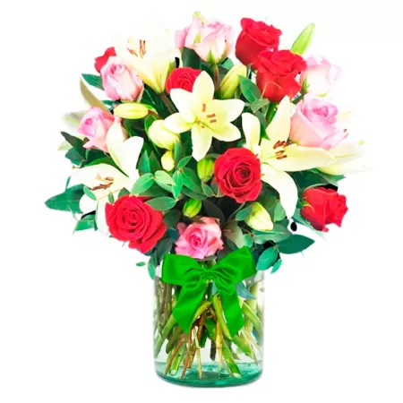 Florero de 24 Rosas Rojas y Rosadas y 10 Liliums blancos más flores mix